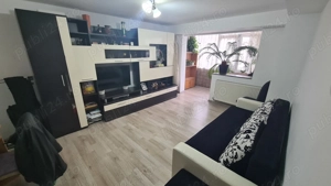 Apartament cu 2 camere de vânzare în Curtea de Argeș.