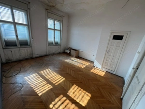 OPORTUNITATE INVESTIȚIE   140 mp în Zona Bălcescu, Posibilitate 3 Apartamente, Pod generos, Boxa