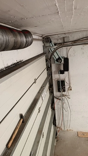 montare si reparatii bariere,usi de garaj  - imagine 5