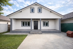 Se vinde casă individuală în Lumina