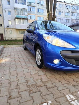Peugeot 206+,fab 2011, euro 5, motor 1, 1 benzina  - imagine 4