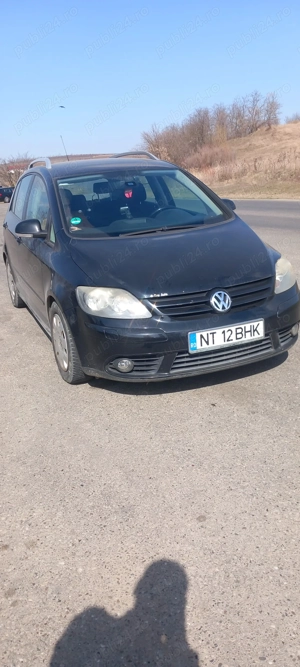 Vând Golf 5 Plus  1.9TDI
