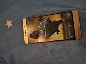 Vând telefon Allview P8 Pro