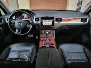 Volkswagen Touareg 7P 3.0TDI V6 245CP R-line 2013 4x4 - Volan Incalzit - imagine 5