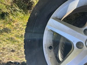 Set de patru anvelope de iarnă cu genți cu tot 215 65 R16 preț 1550 lei - imagine 5