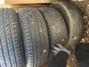 Patru genți cu anvelope de vară 215 65 R16 preț 1550 lei negociabil  - imagine 5