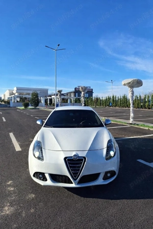 Vând Alfa Romeo Giulietta  - imagine 4