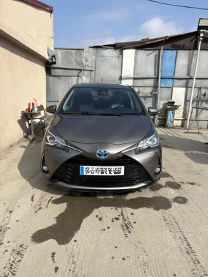 Toyota Yaris 1.5 Hybrid  - imagine 2