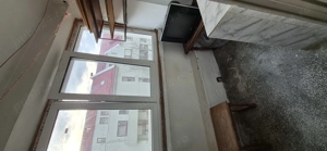 Închiriez garsonieră 