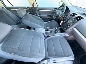 Volkswagen Golf 1.9 TDI DPF United BlueMotion - imagine 16