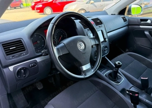 Volkswagen Golf 1.9 TDI DPF United BlueMotion - imagine 10