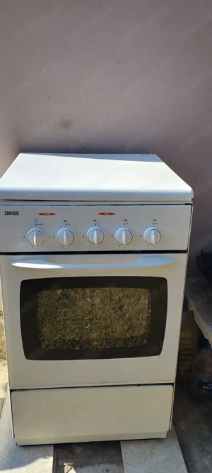 Aragaz 4 ochiuri Zanussi