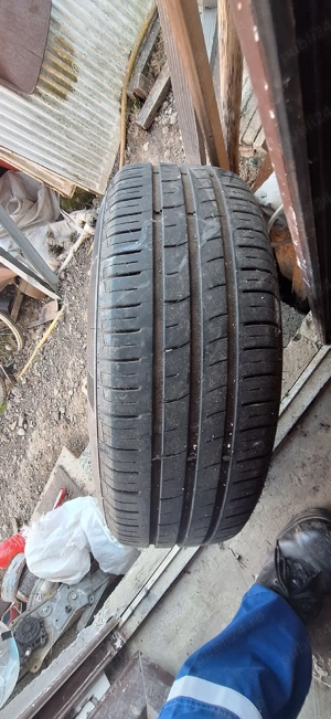 Vand jante aliaj cu cauciucuri 195 65 15 de vară. 