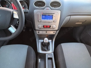 Ford Focus 2010  Euro 5 - imagine 2