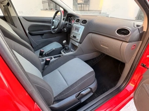 Ford Focus 2010  Euro 5 - imagine 3