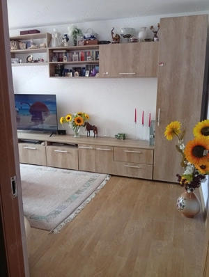 Proprietar vand apartament 3 camere decomandat 