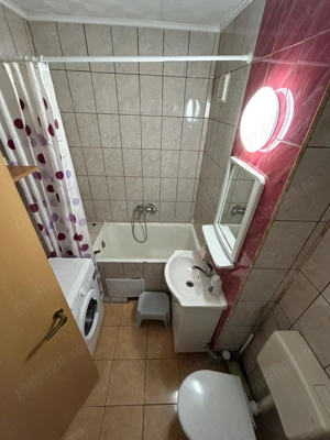 Garsonieră de închiriat 