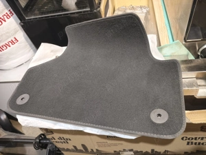 Covorașe auto Audi A4  - imagine 4