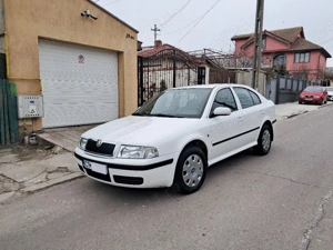 SKODA OCTAVIA - 2010 - Unic Proprietar - 130.000 KM - Stare Impecabilă (Pachet de Drumuri Grele ) - imagine 4