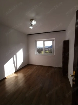 Vând apartament cu 3 camere