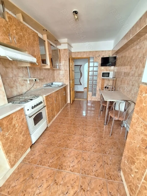 Inchiriere apartament cu 3 camere    Tiglina 1 - imagine 4