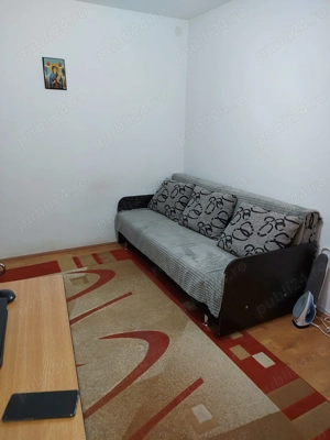 Proprietar, inchiriez apartament 1 camera la casa - imagine 3