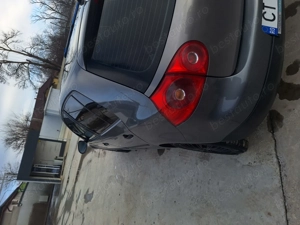 Vând Volkswagen golf 5 - imagine 4