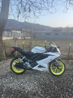 Yamaha yzf r125 2021 competition white - imagine 3