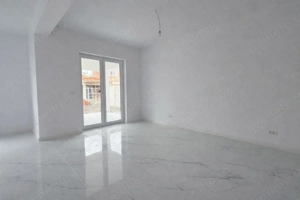 Duplex individual cu garaj - finisaje premium - Dumbravita  - imagine 3