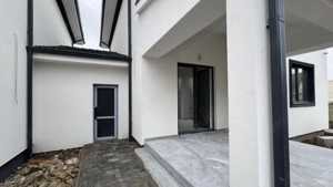 Duplex individual cu garaj - finisaje premium - Dumbravita  - imagine 14