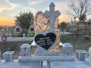 executam monumente funerare 