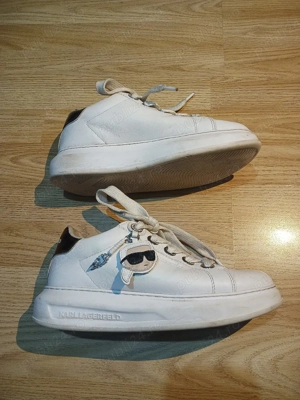 nr 39 Karl Lagerfeld adidasi din piele  - imagine 2