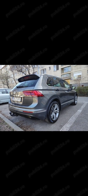 Tiguan  Rline 150 cp benzina,panoramic,AID,full led - imagine 4