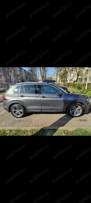 Tiguan  Rline 150 cp benzina,panoramic,AID,full led - imagine 5