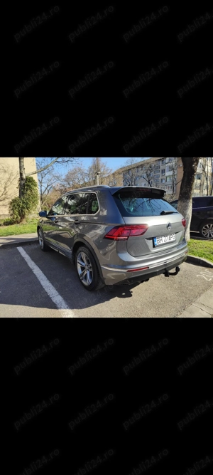 Tiguan  Rline 150 cp benzina,panoramic,AID,full led - imagine 3