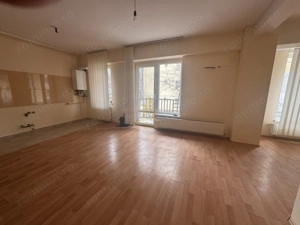 De vânzare – Apartament 2 camere, ultracentral, Botoșani – 69,54 mp - imagine 3