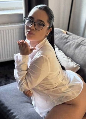 Ador sărutări  peste tot !zona centrala