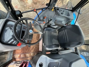 Tractor New Holland - imagine 4