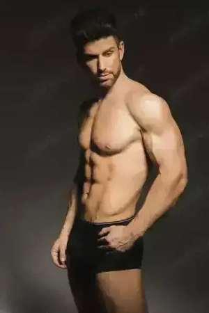 Baiat dotat pentru doamne 