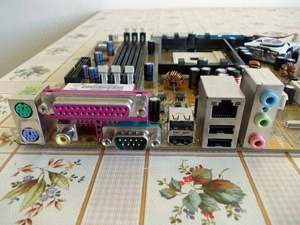 Placa de baza Asus K8N4-E SE defecta - imagine 5