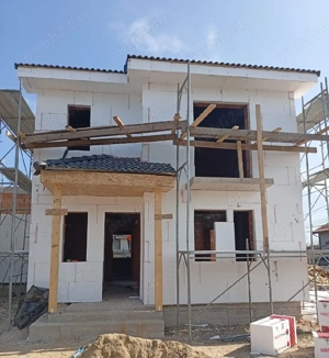 Duplex P+E despartita prin camera tehnica in Mosnita zona Europa