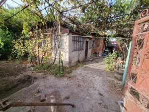 Teren 240 mp + casa de caramida de vanzare,voluntari Ilfov 