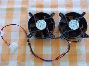 Set 2 vetilatoare de 8 cm, pentru carcasa pc