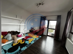 Casă spațioasă P+1+M pe teren de 902 mp – ideală pentru familie - imagine 6