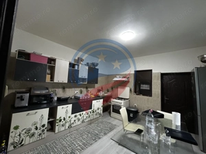 Casă spațioasă P+1+M pe teren de 902 mp – ideală pentru familie - imagine 3