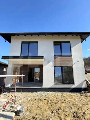 Casa de 4 camerem la padure, P+E, zona Birnova-Pietrarie - imagine 9