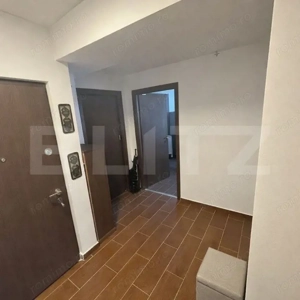 Apartament cu 3 camere, 2 bai, 66 mp /zona Tractorul - imagine 5