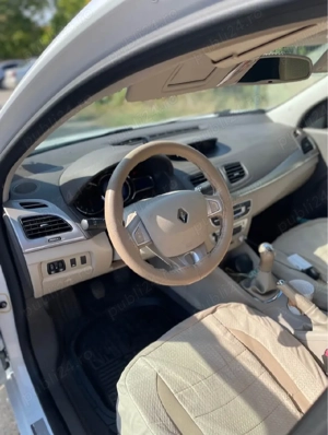 Renault Fluence 1,6 16v benzina  an 2011 - imagine 4