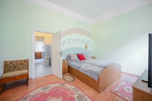 Casă cu 7 camere de vânzare în zona Ultracentrală - imagine 3