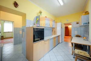 Casă cu 7 camere de vânzare în zona Ultracentrală - imagine 8